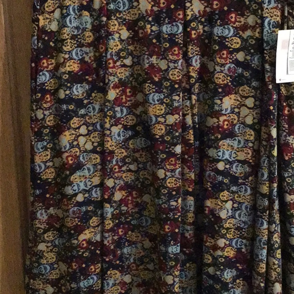 Lula Roe Madison skirt